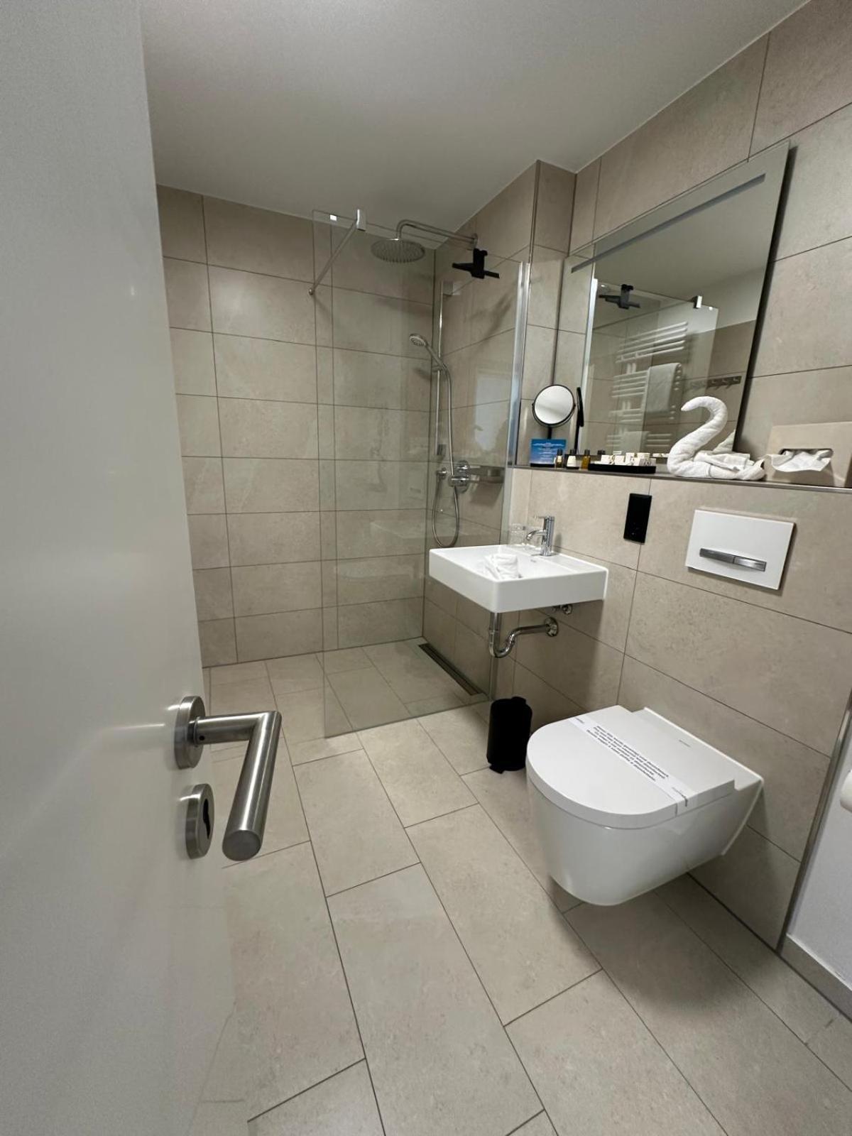 Sandbank Hotel & Appartements 루브민 외부 사진