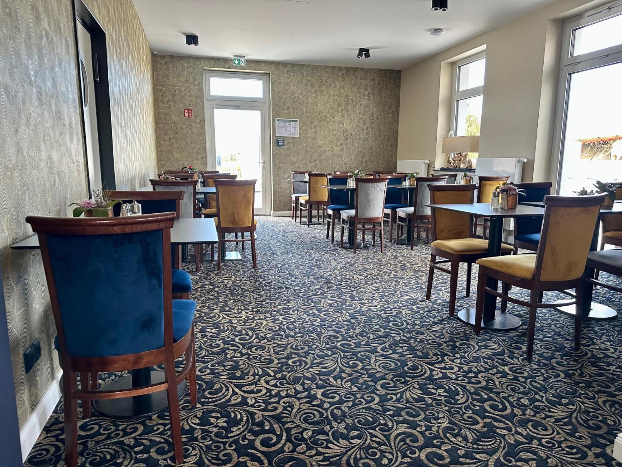 Sandbank Hotel & Appartements 루브민 외부 사진